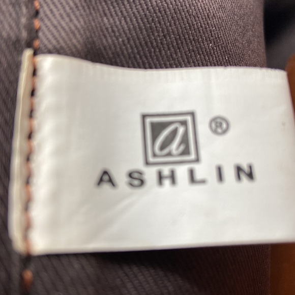 Vintage Ashlin Large Leather Handbag - Picture 10 of 15